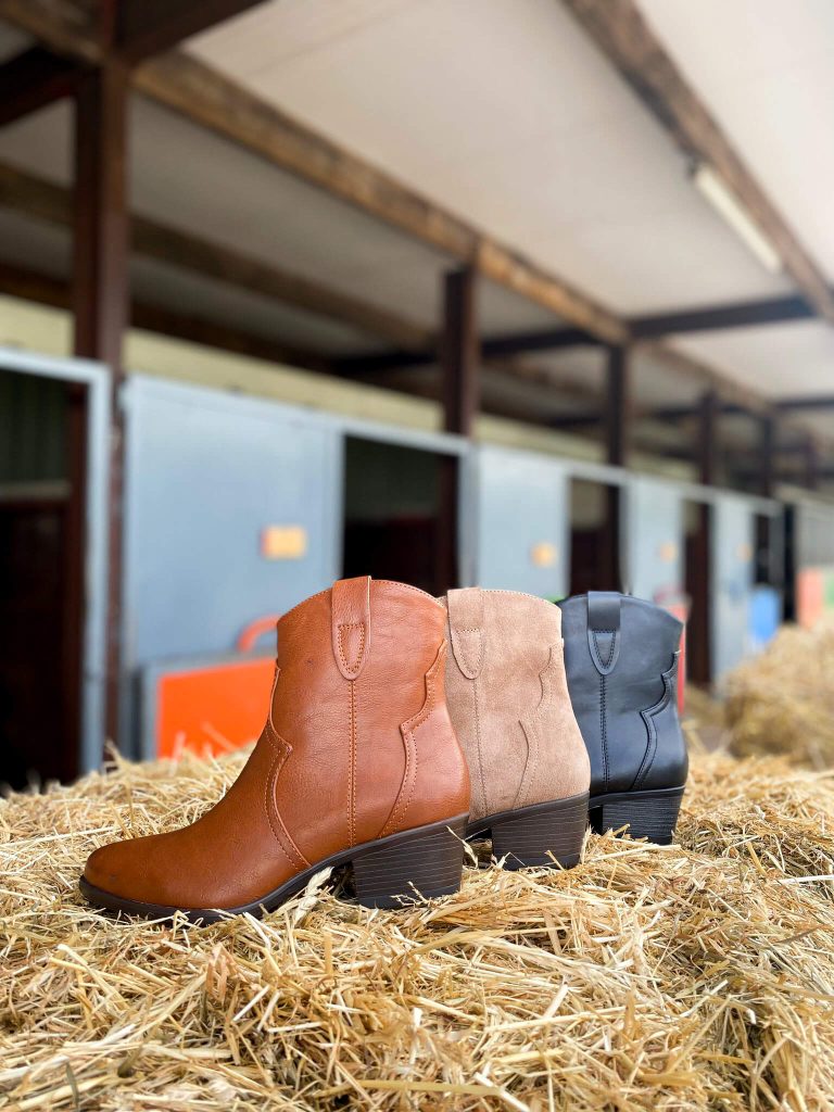 Rodeo Chic with Henkelman Footwear Claudia Ghizzani Western Boots